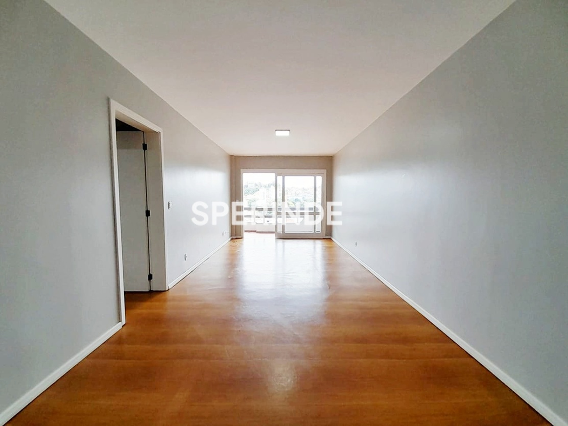 Apartamento para alugar com 80m², 3 quartos no bairro Centro em Caxias