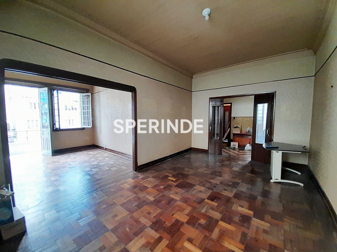 Casa Comercial para alugar com 120m² no bairro Nossa Sra. de Lourdes em Caxias do Sul