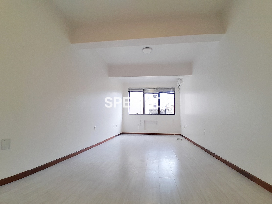 Sala para alugar com 30m² no bairro Cidade Baixa em Porto Alegre